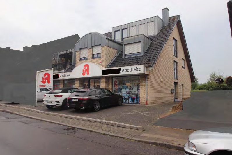 Wohn-/Geschäftshaus mit Apotheke in Jüchen-Bedburdyck