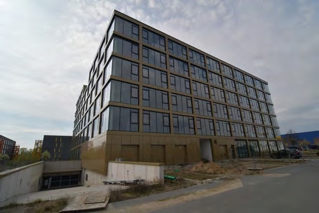 Chicago Lane 8, Hannover – sechsgeschossiges Bürogebäude in der Zwangsversteigerung – Foto 1