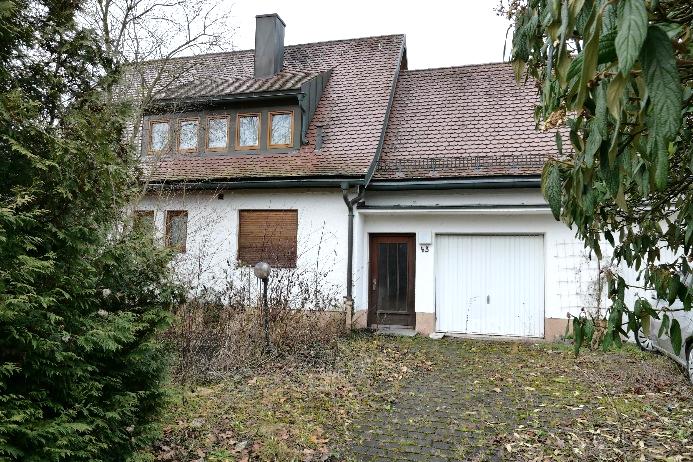 Einfamilienhaus bzw. Zweifamilienhaus in Ismaning – Zwangsversteigerung