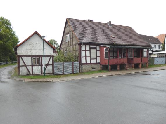 Ein-/Zweifamilienhaus am Fluss in Güntersberge