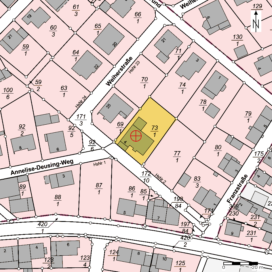 Entkerntes Wohnhaus mit Garage in Herbornseelbach