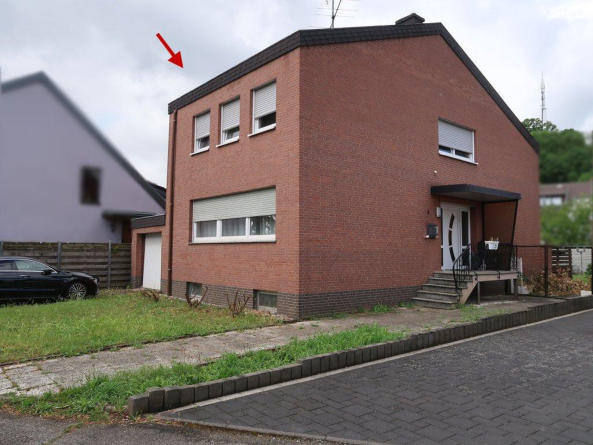 Freistehendes Einfamilienhaus mit Garage in Kreuzau-Winden