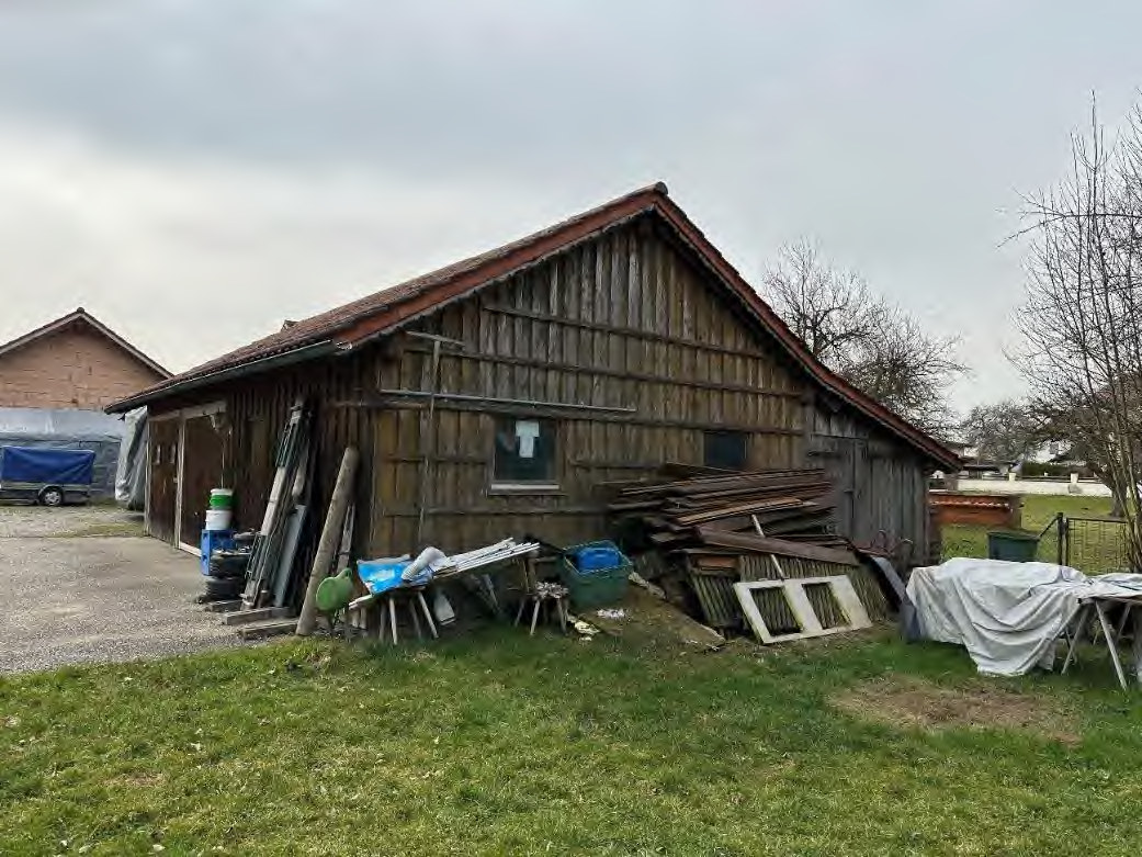 Wohn- und Appartementhaus mit Nebengebäude in Bad Griesbach