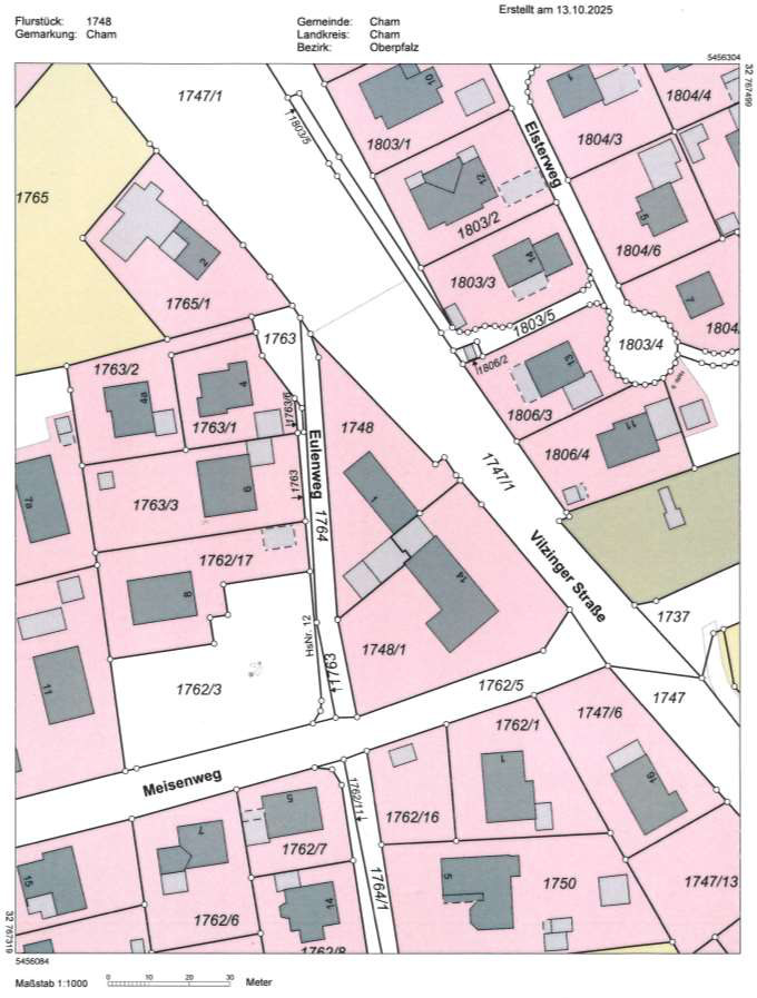 Wohnhaus mit Werkstatt und Garagen in Cham