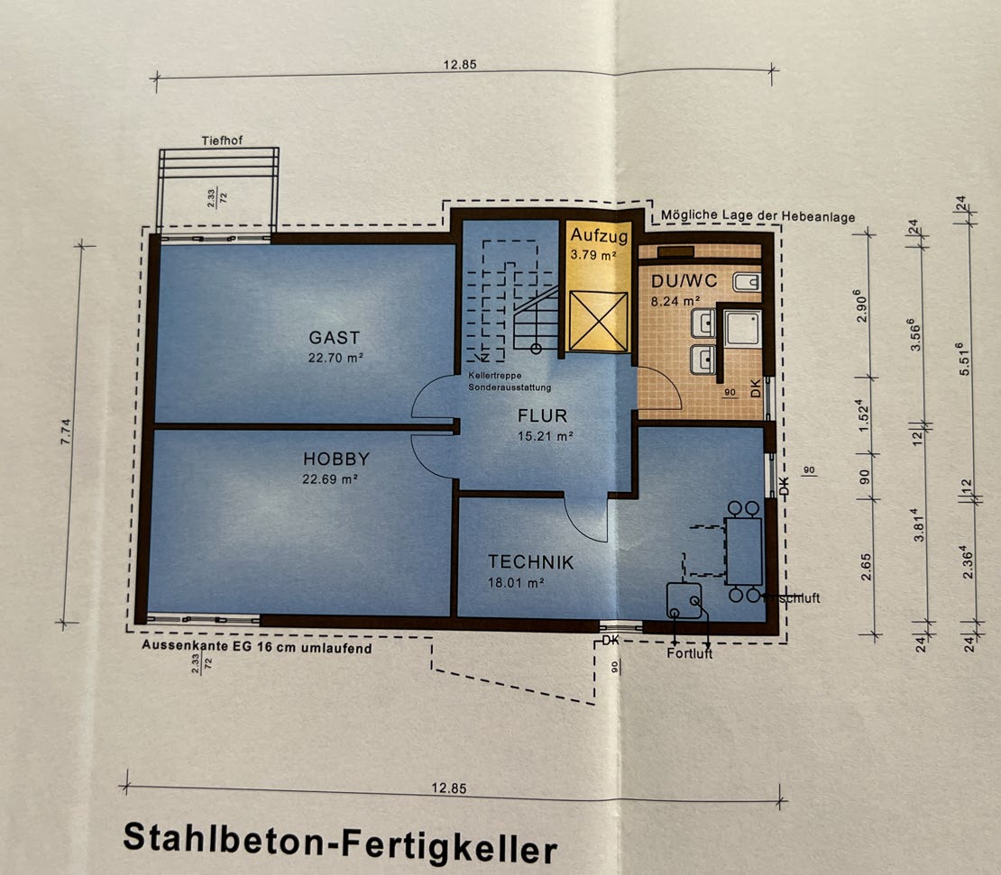 Einfamilienhaus mit Doppelgarage in Kelkheim-Mitte
