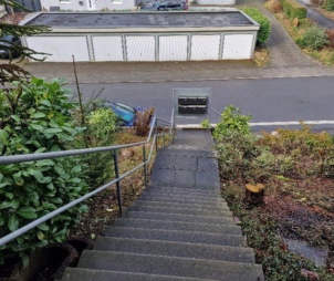 p035_img001_302x254.jpeg